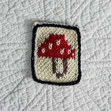 Load image into Gallery viewer, Loom Knit Retro Patches