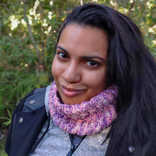 Load image into Gallery viewer, Loom Knit Grape Jelly Cowl